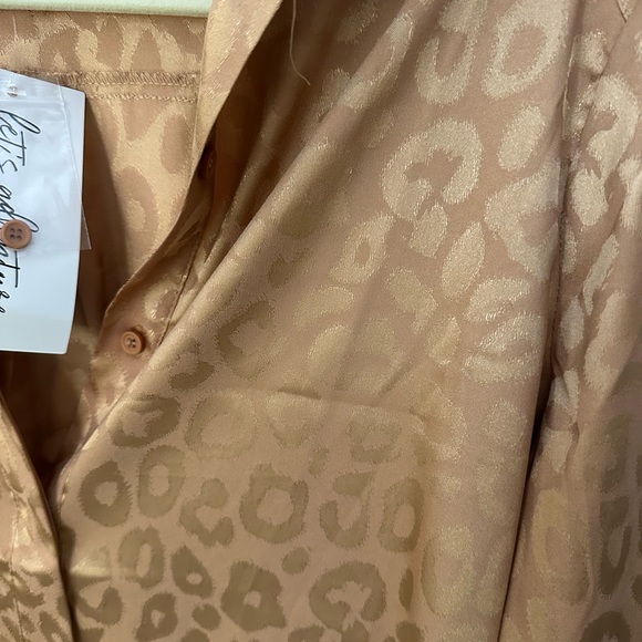 12th Tribe Rose Gold Button Down Shirt - Picture 3 of 6